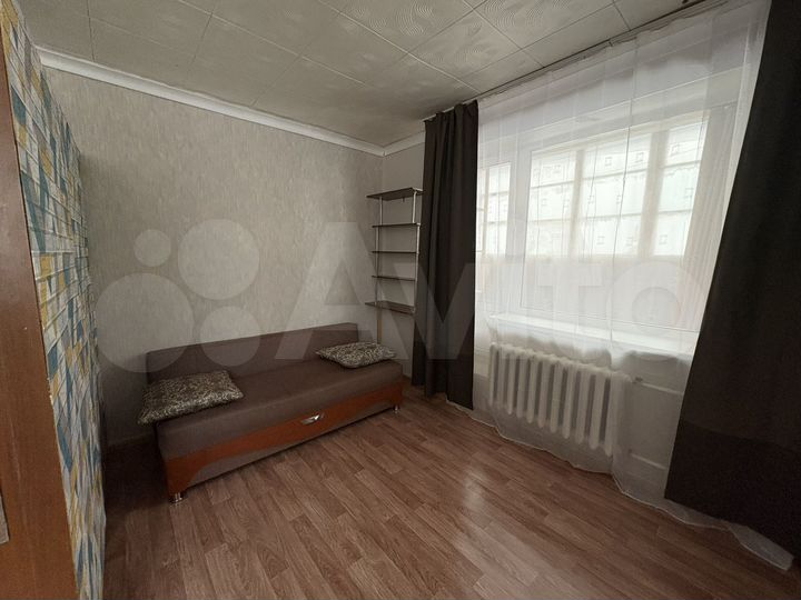 Комната 20 м² в 3-к., 2/4 эт.