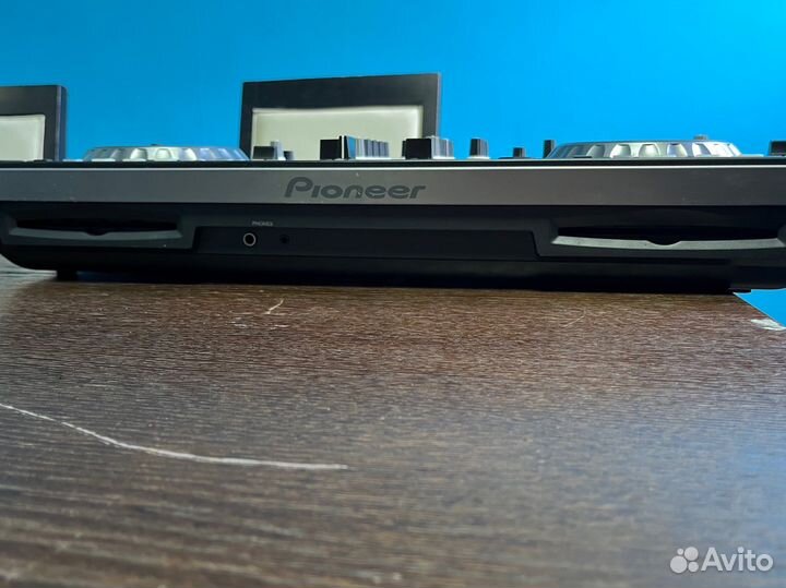 Pioneer XDJ r1