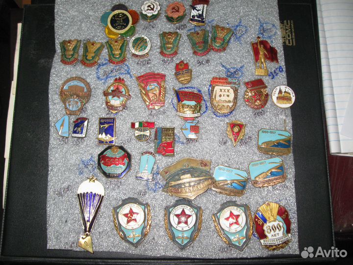 Значки тяжелые - на винтах и булавках - СССР