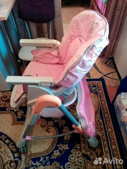 Стульчик для кормления