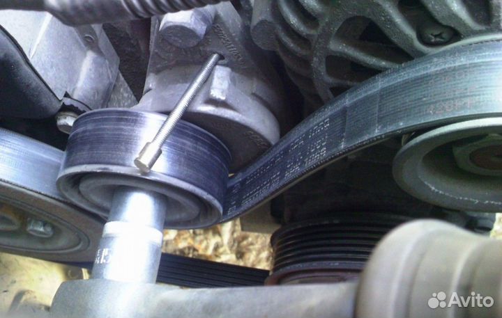 Замена ролика ремня MB C-Класс IV Рест.2018-23