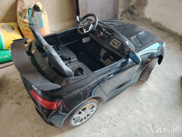 Детский электромобиль mercedes двухместный