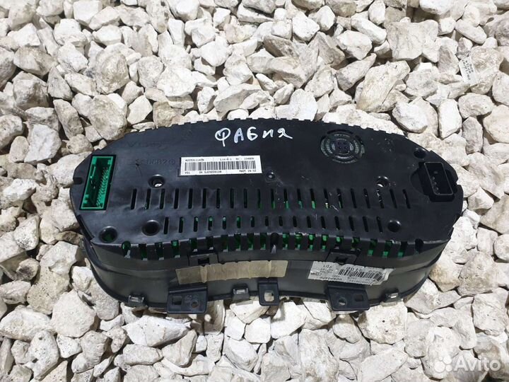 Панель приборов Шкода Фабия 2