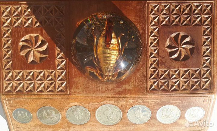 Монеты Скорпион Ливия ручная работа статуэтка