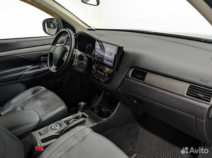 Mitsubishi Outlander 2.4 CVT, 2015, 142 000 км