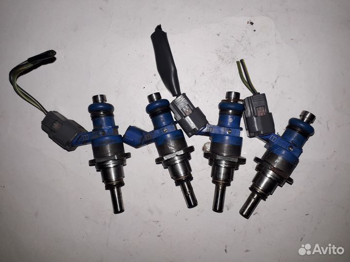 Форсунка Mazda E7T20271 LF2L