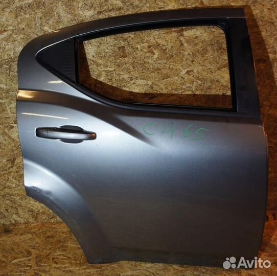 Дверь задняя правая dodge Avenger 2011-2014 2.4