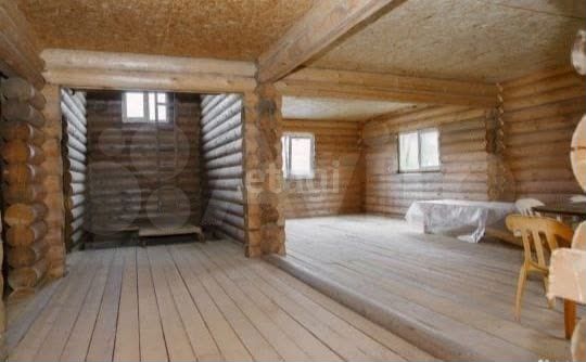 Дом 292,5 м² на участке 12 сот.