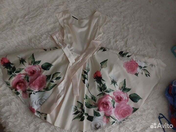 Вечернее платье