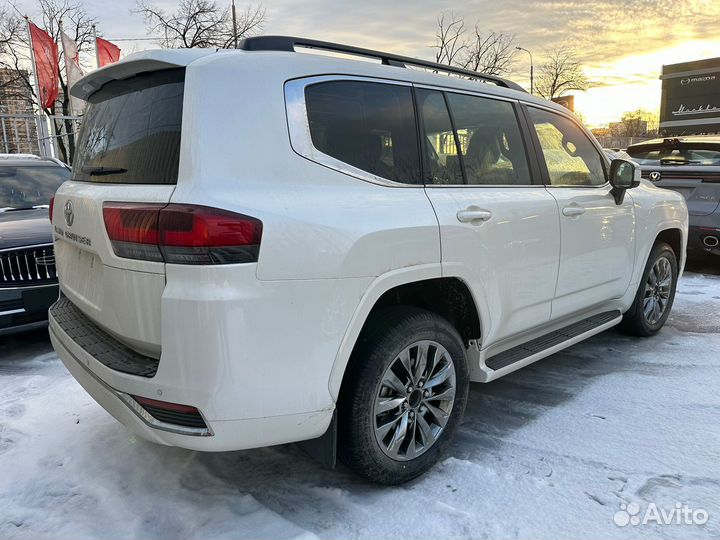 Toyota Land Cruiser 3.3 AT, 2023, 30 км