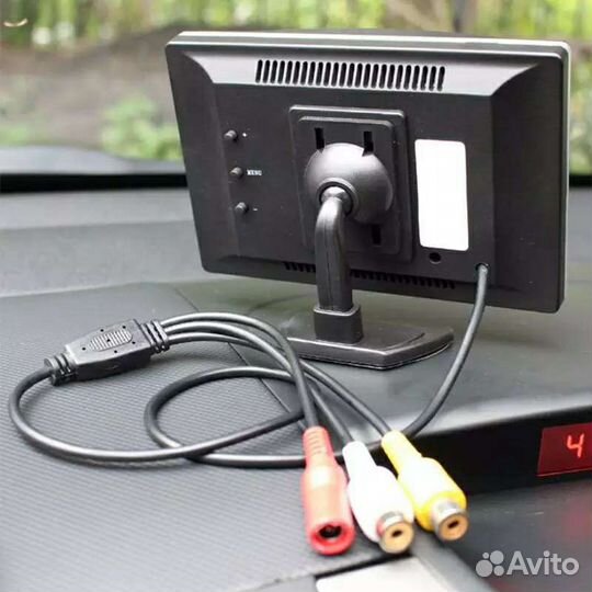 Монитор 5 дюймов в авто на 2 камеры.Новые.Гарантия