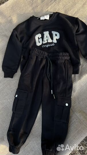 Костюм gap новый на мальчика