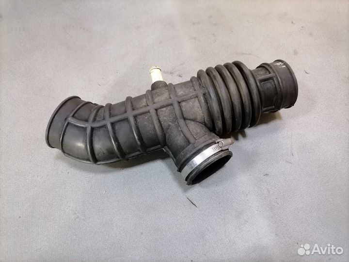 Патрубок воздушного фильтра Opel Kadett E