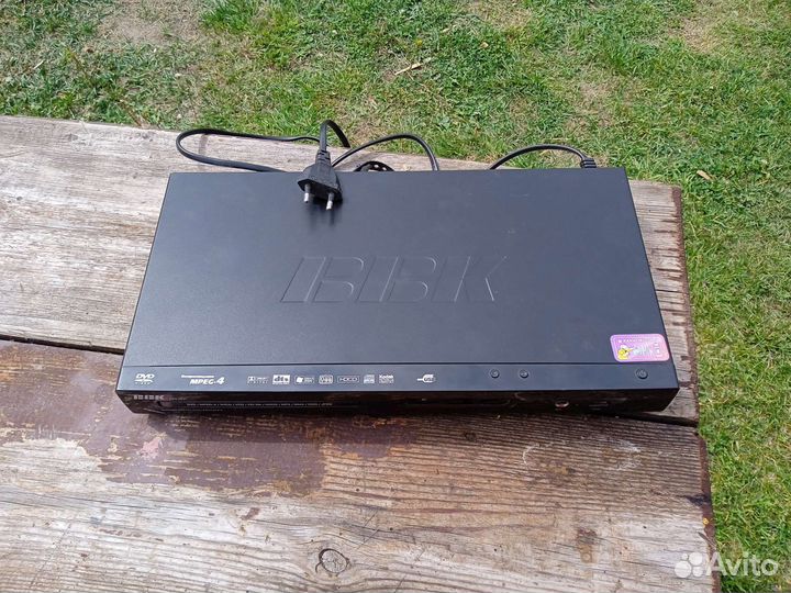 DVD плеер bbk