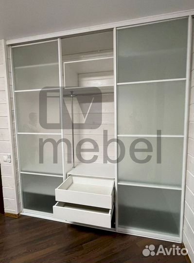 Шкаф навесной