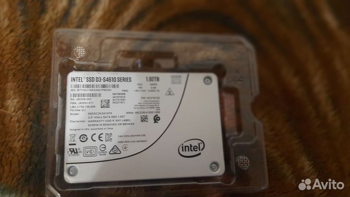 SSD Intel D3-S4610