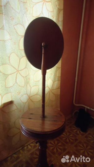 Продаю туалетный столик