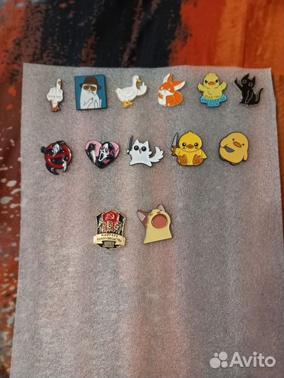 Милые и прикольные значки,цена за один