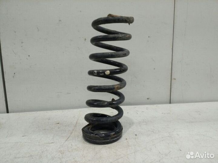 Пружина задняя Mercedes-Benz C-Class W203 2000