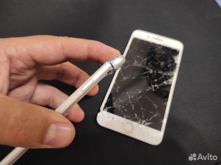 iPhone 8 plus на запчасти