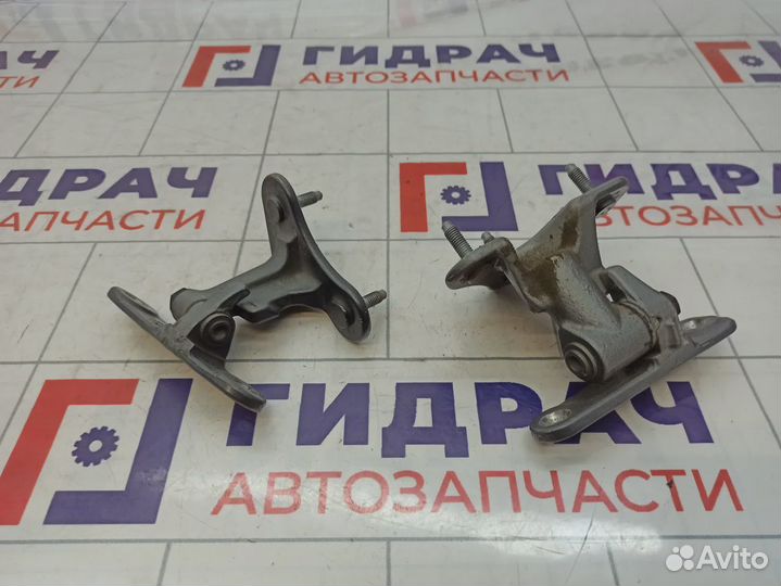 Петли двери передней левой Mercedes-Benz GL (X166)