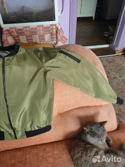 Ветровка для девочки
