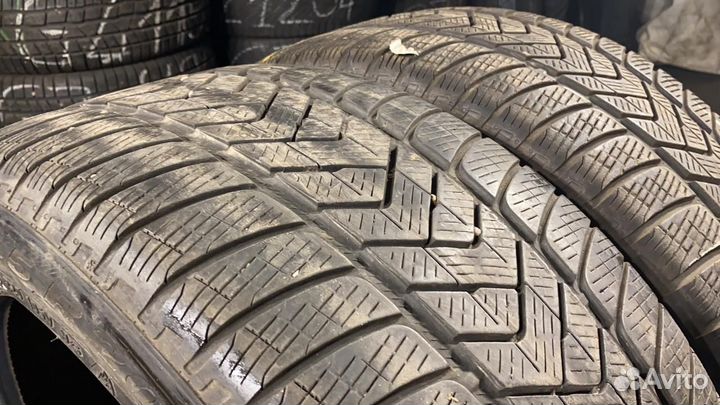 Pirelli Scorpion Winter 255/45 R20 105V