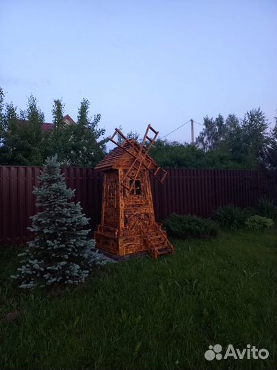 Декоративная мельница для сада