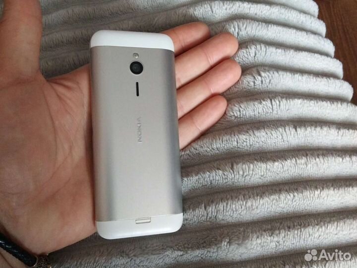 Телефон Nokia 230 dual sim (white)