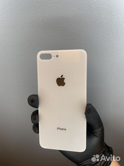 Крышка на iPhone 8 Plus