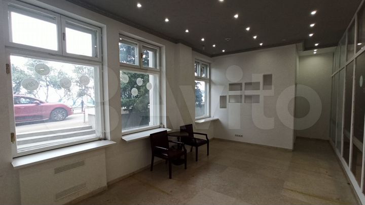 Торговое, офисное помещение, 32 м²