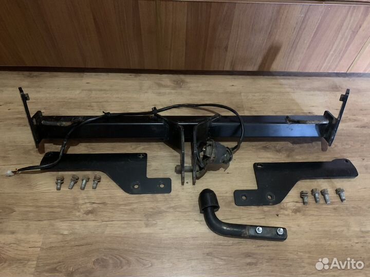 Фаркоп Mazda 6