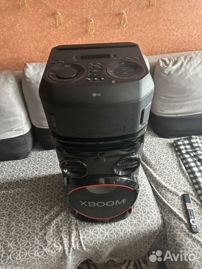 Музыкальная колонка lg