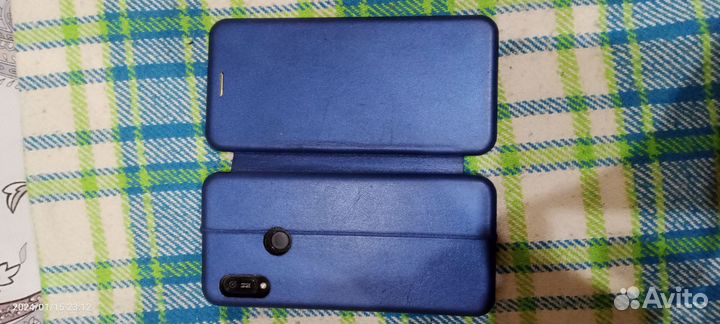 HUAWEI Y6 (2019), 2/32 ГБ
