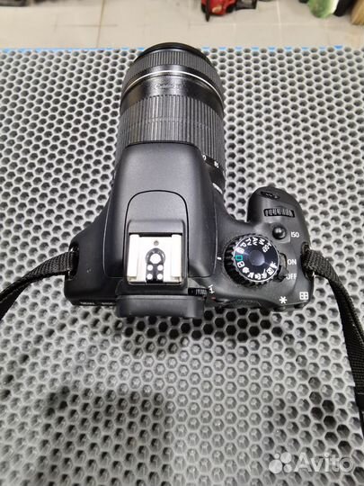 Зеркальный фотоаппарат canon EOS 550d 18-135MM