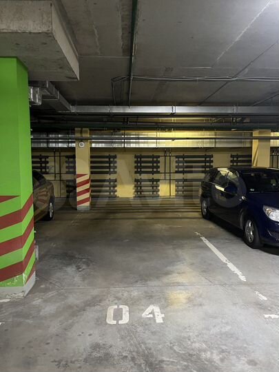 Машиноместо, 30 м²