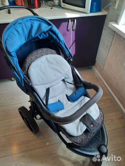 Прогулочная коляска с большими колесами