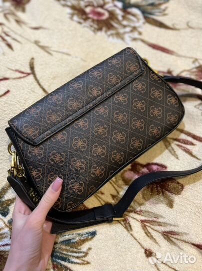 Сумка guess