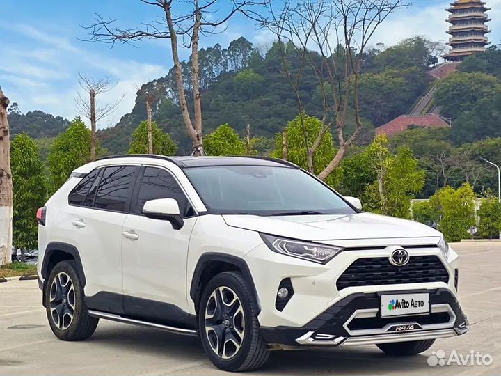 Toyota RAV4 2.0 CVT, 2020, 31 000 км