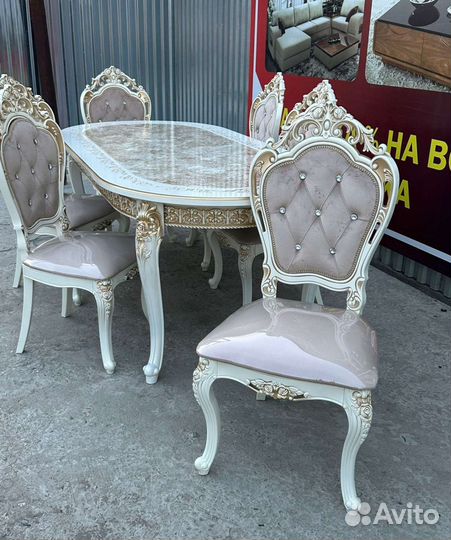 Столы и стулья 