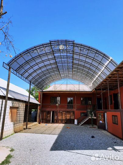 Навесы кованные из поликарбоната