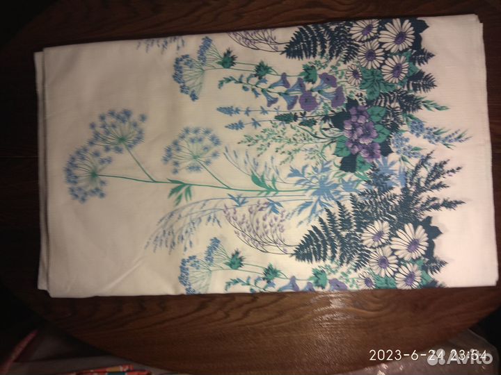 Отрезы разных тканей