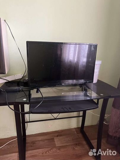 Телевизор LG 28LH451U