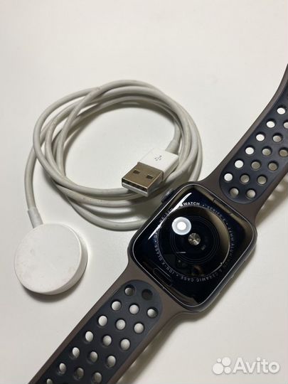 Apple watch 4 44 mm nike edition 97% аккум