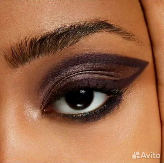 Подводка MAC для век и бровей Macroviolet Pro