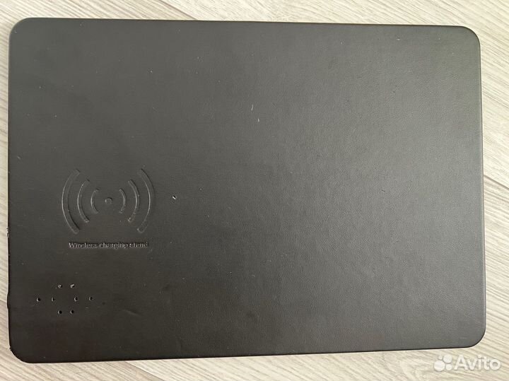 Коврик для мыши (с функцией беспроводной зарядки)