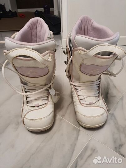 Сноубордические ботинки женские 36 размер
