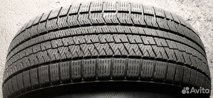 Bridgestone Blizzak Ice 245/45 R19