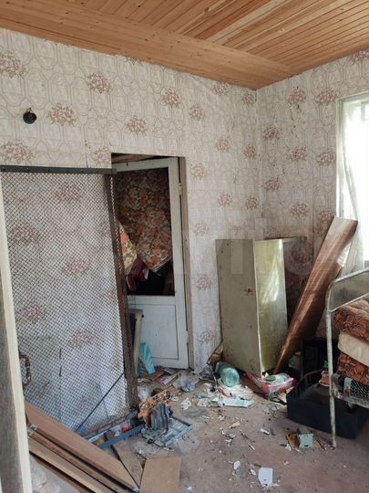 Дом 32 м² на участке 6 сот.