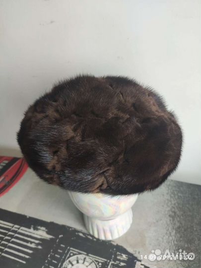 Берет женский норковый